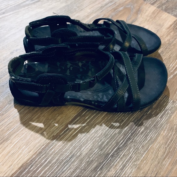 Merrell Shoes - Merrell Black Leather Sandals Size 6